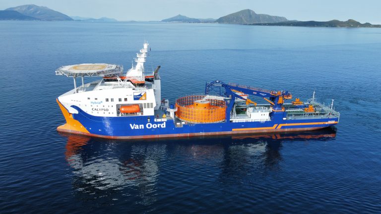 Cable laying vessel Calypso at sea