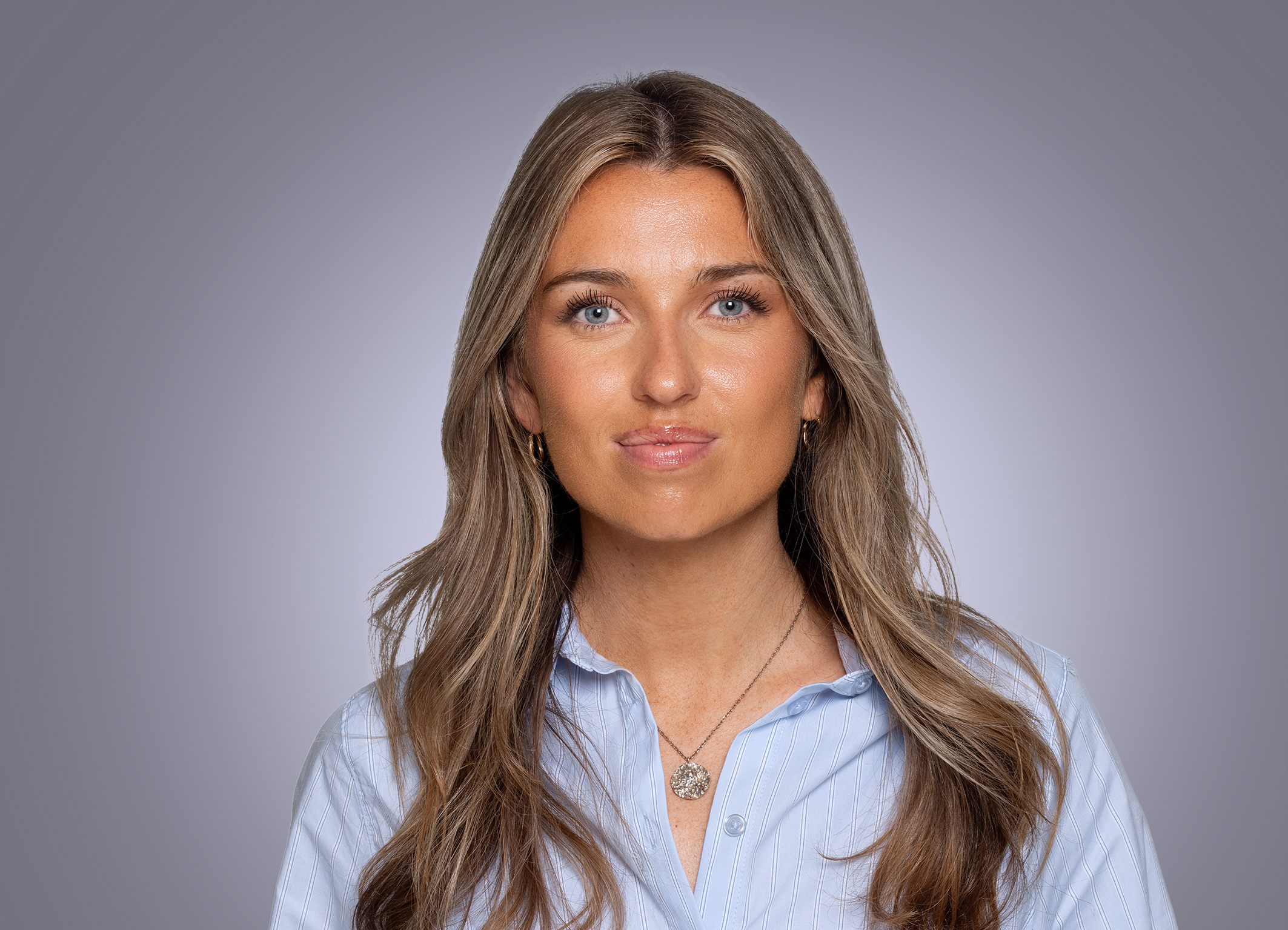 Profesjonelt bedriftsportrett av Sarah Horgen for Eksfin.